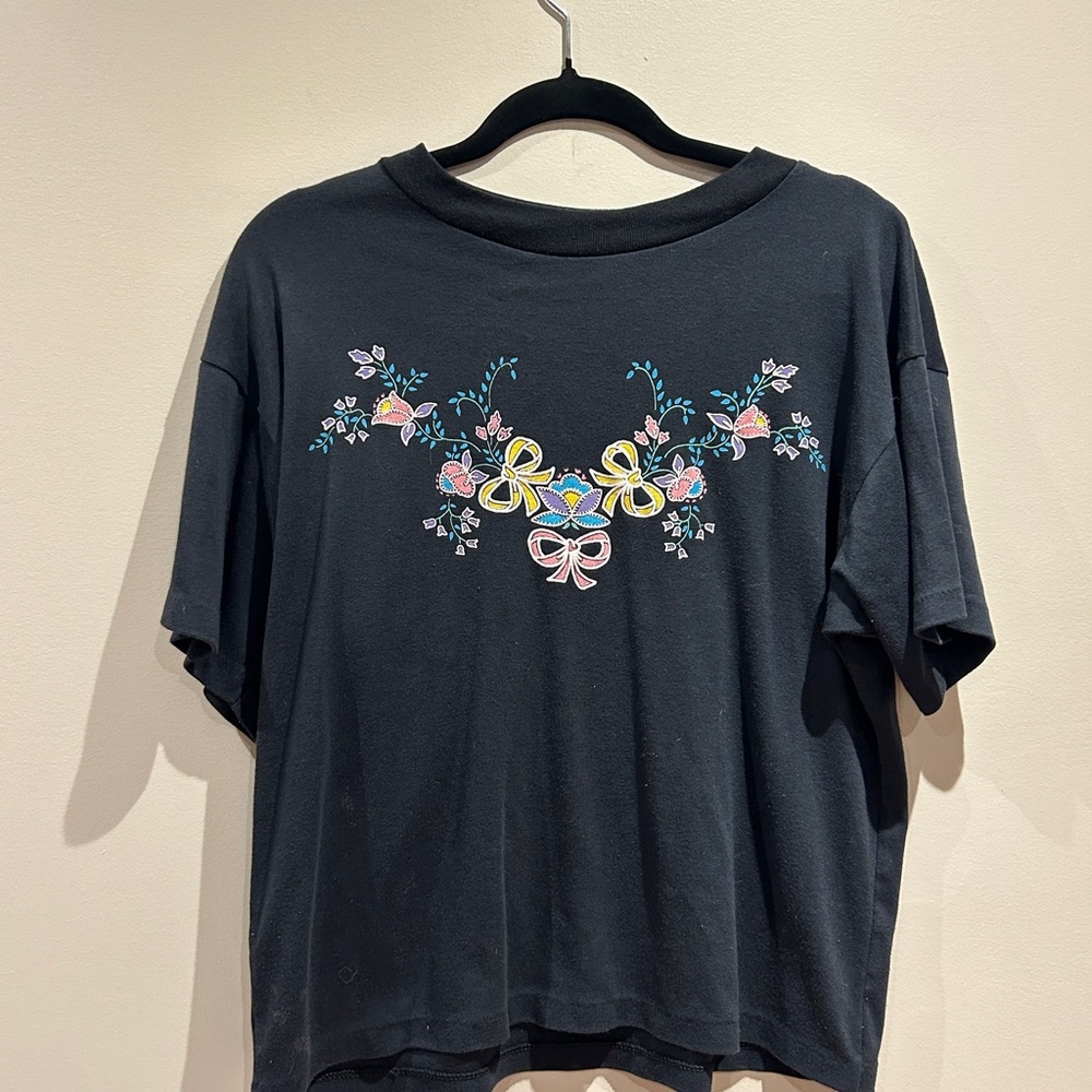 Vintage Black Floral Embroidered Tee | Cottagecore Y2K Boho Top Size L